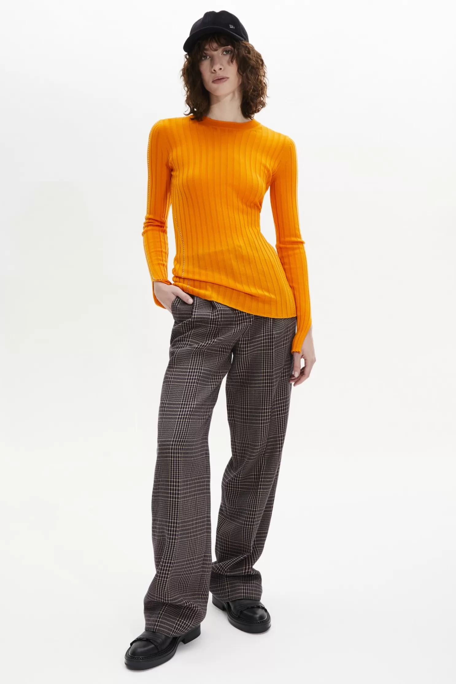 Shop Sonia Rykiel Pull Col Rond A Manches Longues Fendues Orange / Orange